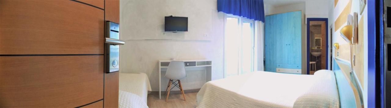Hotel Diplomatic 리치오네 외부 사진