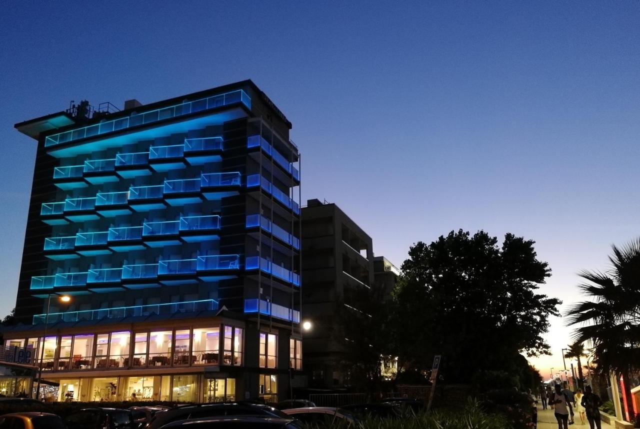 Hotel Diplomatic 리치오네 외부 사진