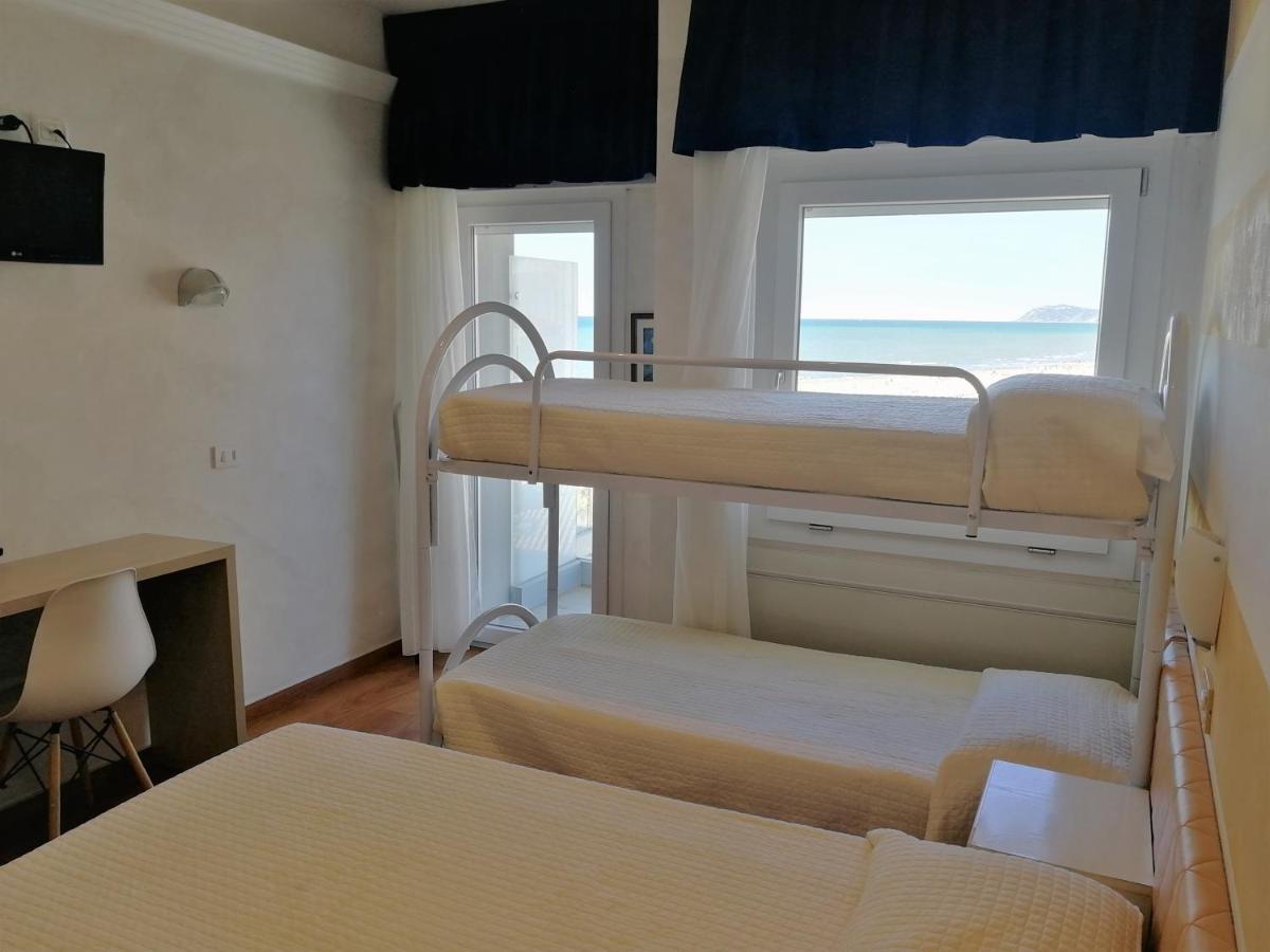 Hotel Diplomatic 리치오네 외부 사진